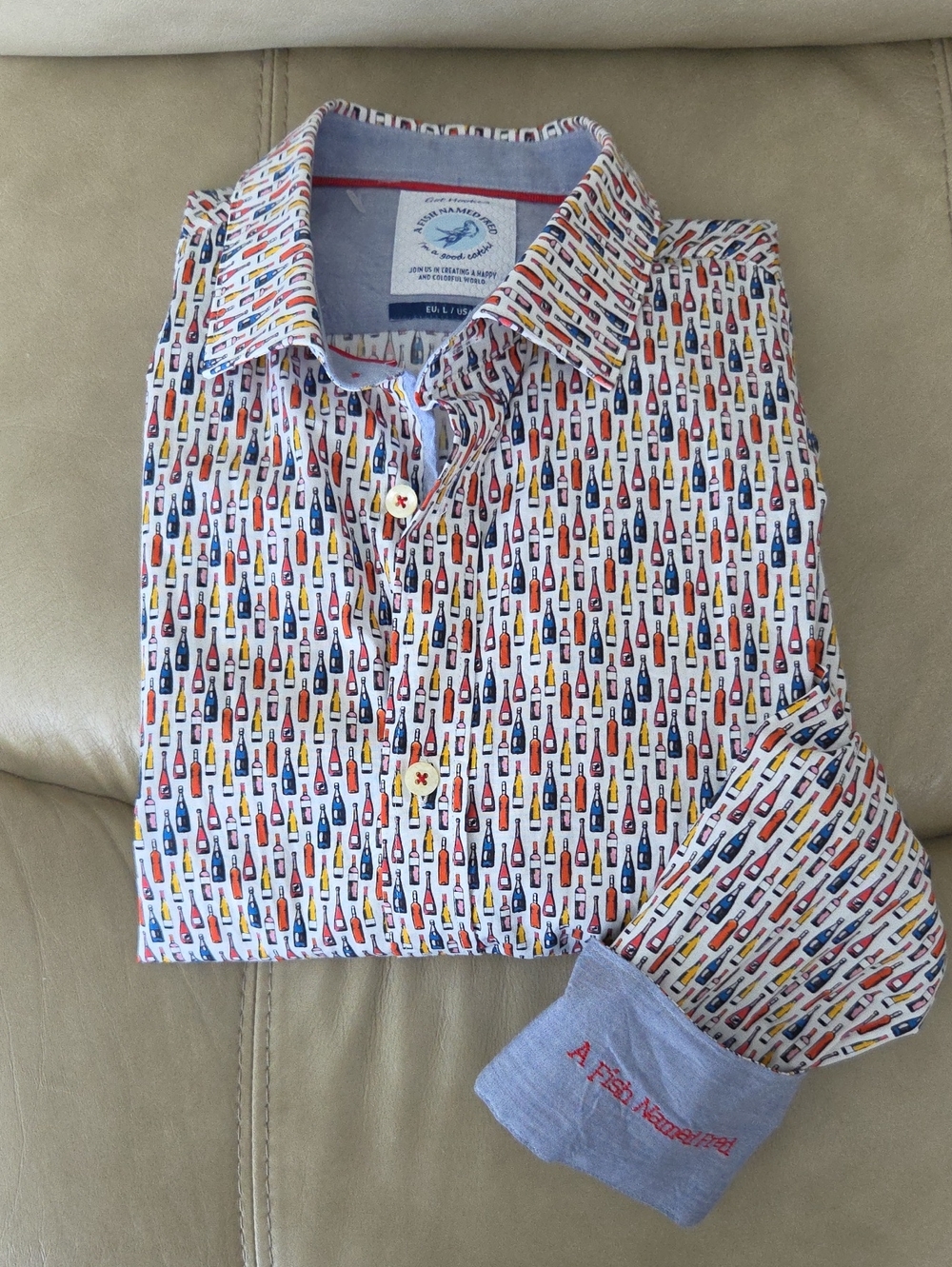 A Fish Named Fred White Printed Bottle-Pattern Men's Cotton Shirt Size M